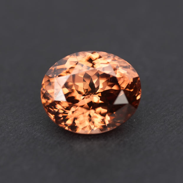 [ 8.49-Carat ] Zircon