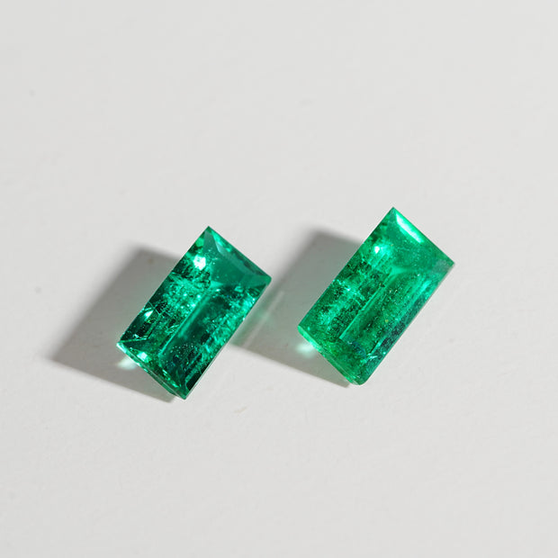 [ 2.09-Carat ] Emerald Pair