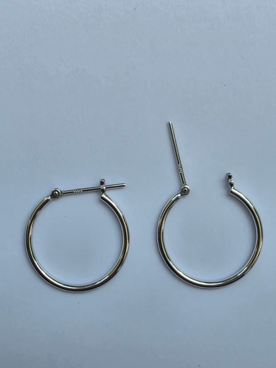 Платиновые серьги-кольца 1,5х20