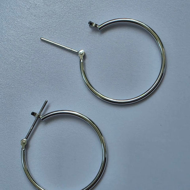 Platinum Hoop  1.5x25
