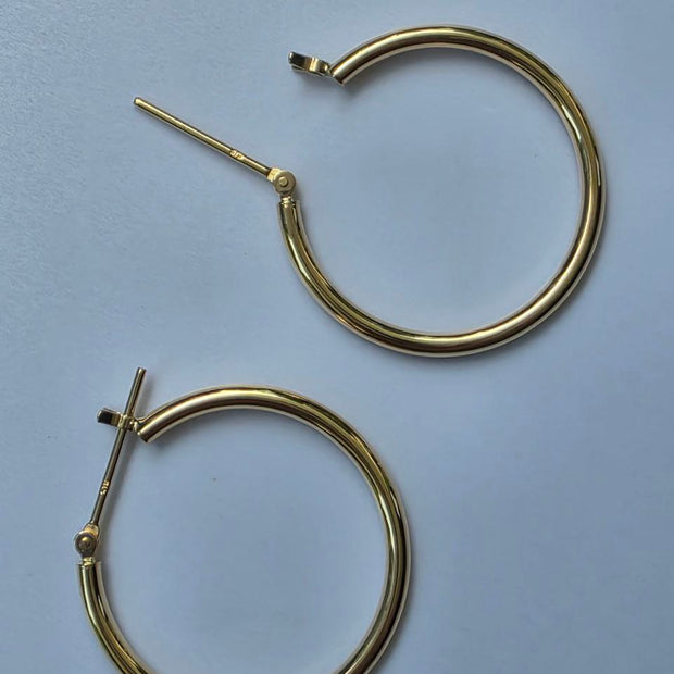 18k Yellow Gold Hoop 2x25