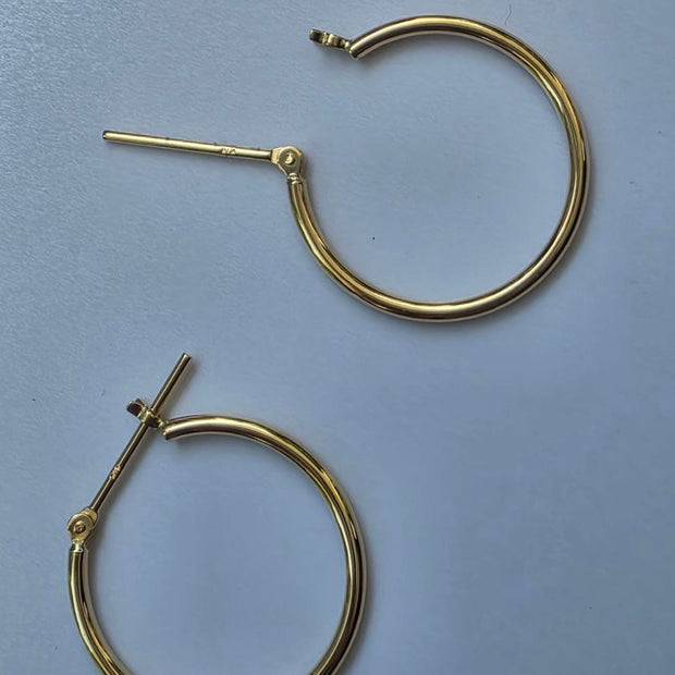 18k Yellow Gold Hoop 1.5x20